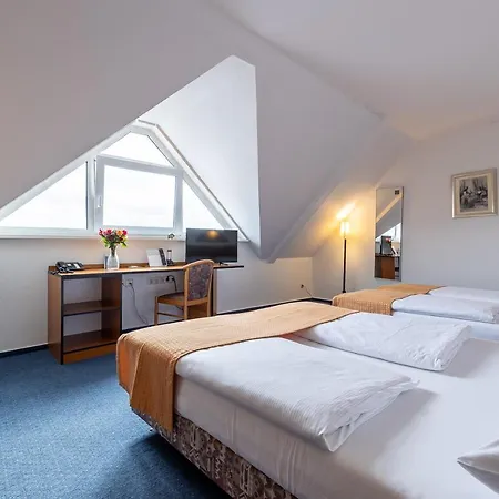 Trip Kongresshotel Frankfurt-rodgau 3*