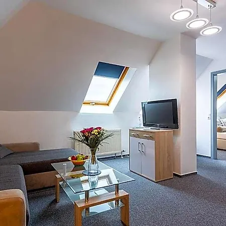 מלון Trip Kongresshotel Frankfurt-rodgau